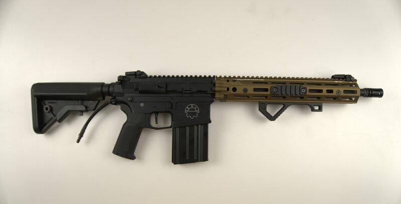 EPESní EAR-10 (SR25) CNC body – Mlok 13" – Černá